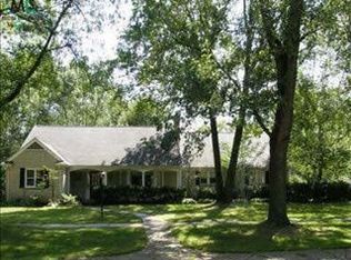 19655 Warwick St, Beverly Hills, MI 48025
