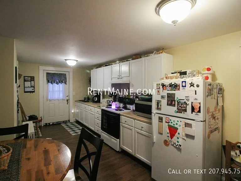 48 Elm St #C — Photo 4