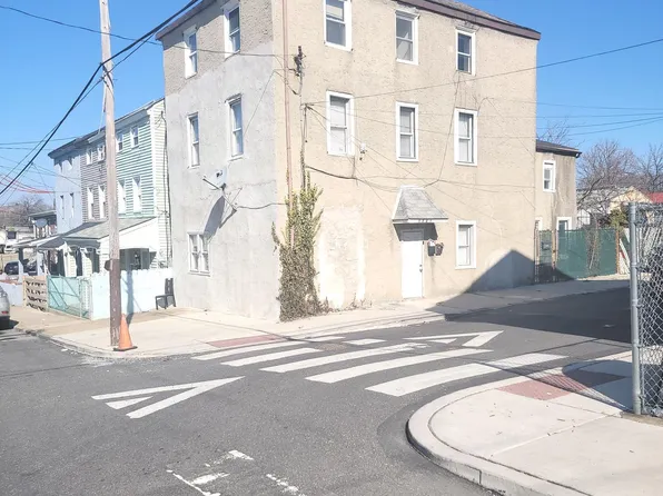 1323 Church St, Philadelphia, PA 19124