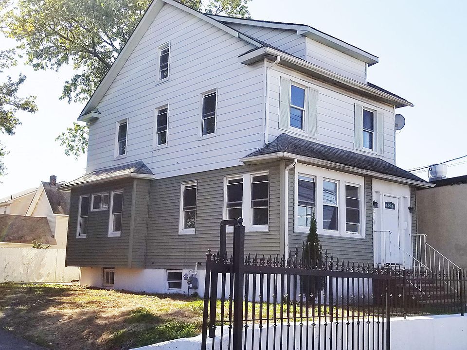 1st image of 2140 Forest Ave