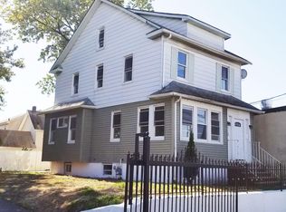 2140 Forest Ave, Staten Island, NY 10303