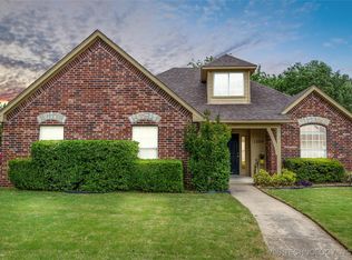 1209 E 146th St S, Glenpool, OK 74033
