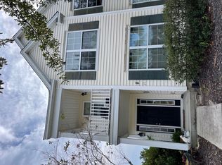 21 Sunbriar Ln, Savannah, GA 31407