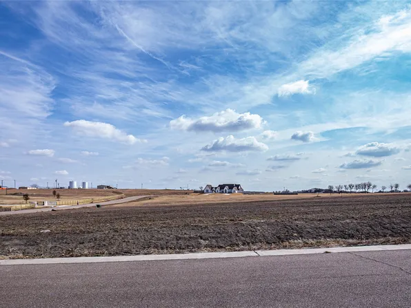 Queens Ct, Lorena, TX 76655