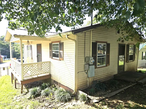 405 N Brownlow St, Rogersville, TN 37857