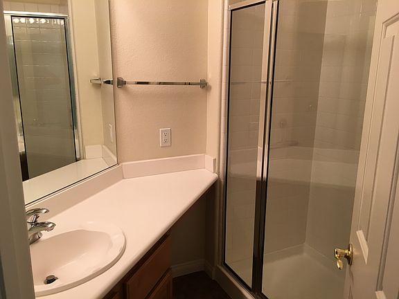 5th image of 6284 Cameo Cove Ave