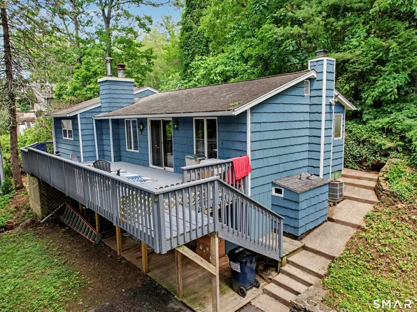 25 Maple Drive, New Milford, CT 06776