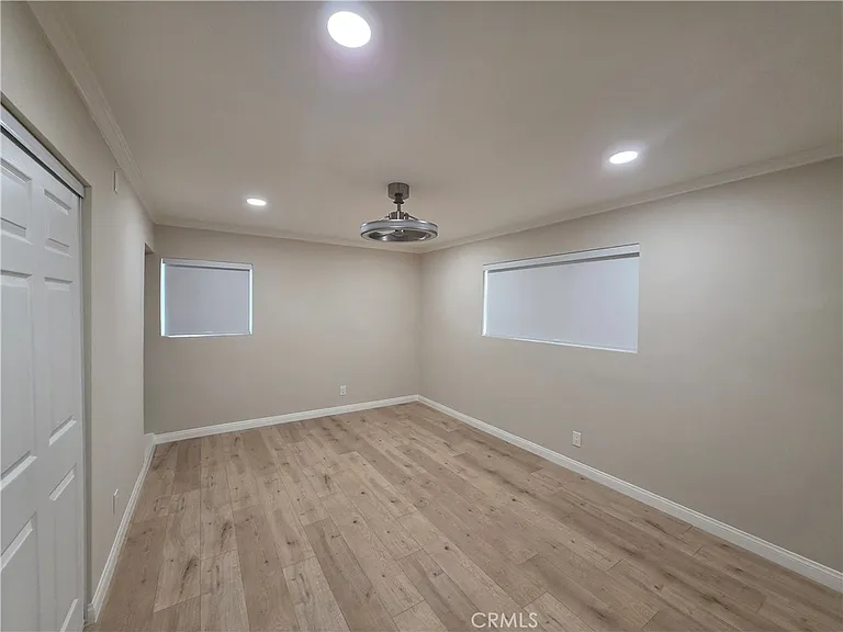 12401 Archwood St #1 — Photo 13