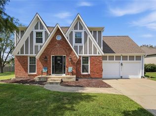 10612 Bluejacket St, Overland Park, KS 66214