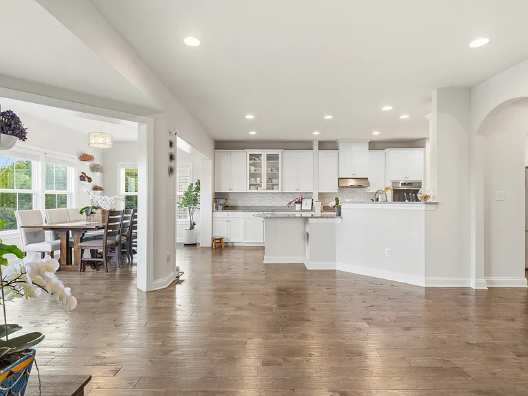 512 Quarry Point Rd — Photo 23