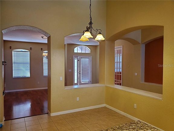 4th image of 11427 Newgate Crest Dr