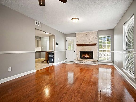 5th image of 3100 Rocky Springs Ct