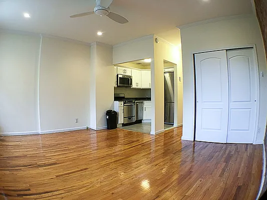 Rented by Francine Realty | media 3