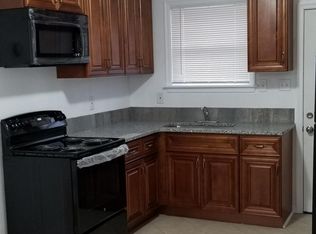 2014 Flower Ln, Chesapeake, VA 23324