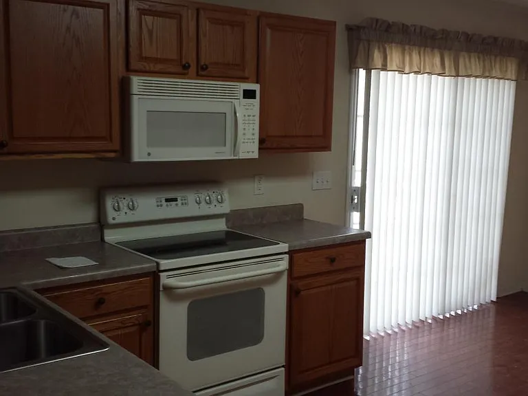 545 Dogwood Creek Pl — Photo 1