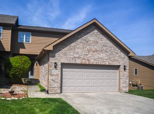 10572 Ontario Dr, Winfield, IN 46307