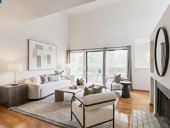 4th image of 190 Cleaveland Rd APT 7