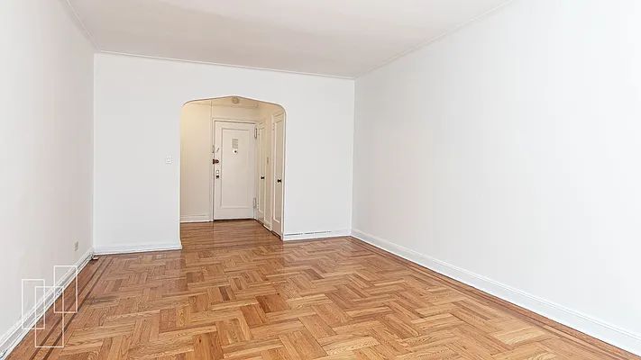 Rented by Garfield Realty  | media 29