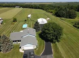 1340 Bloods Point Rd, Cherry Valley, IL 61016