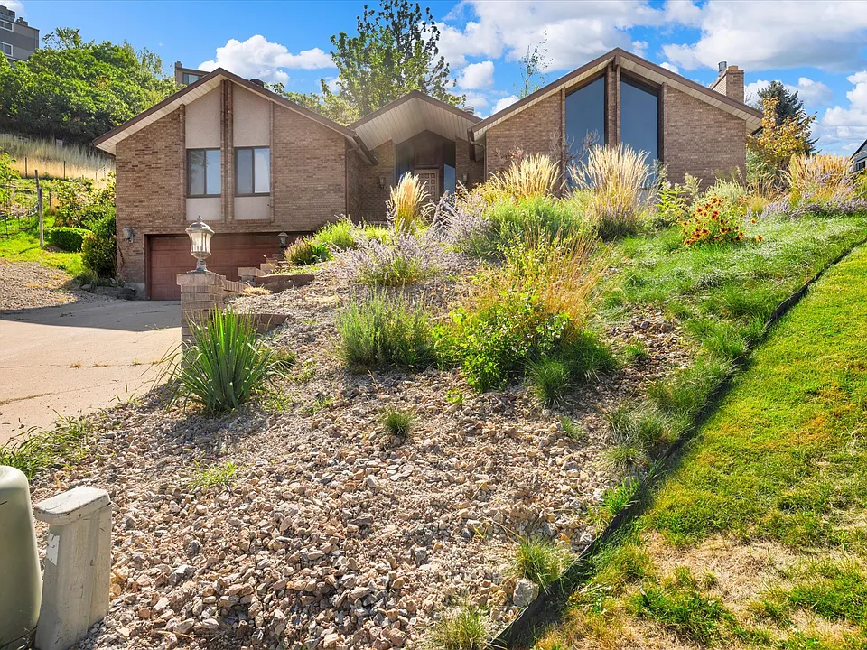 Canyon Estates Cir