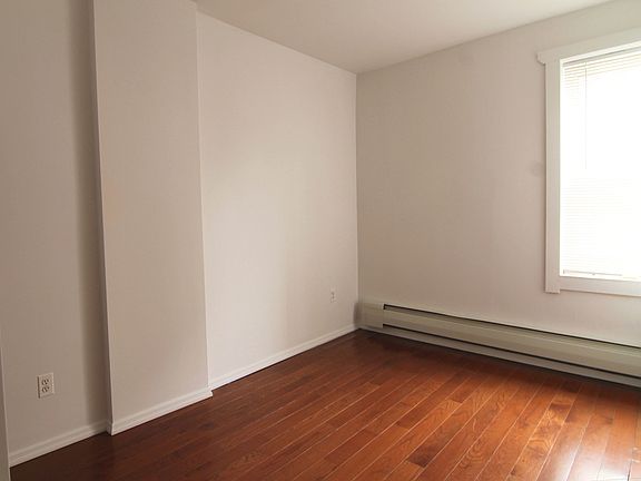 2nd image of 47-31 37th St #4