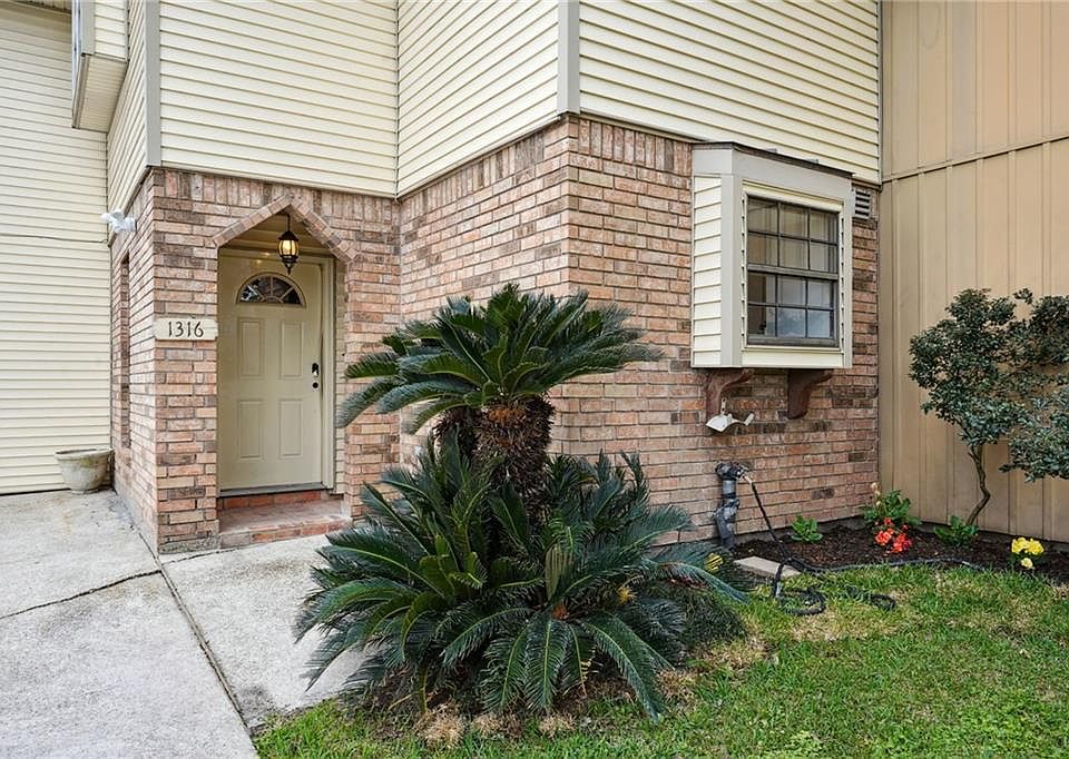 1st image of 1316 Butternut Ave