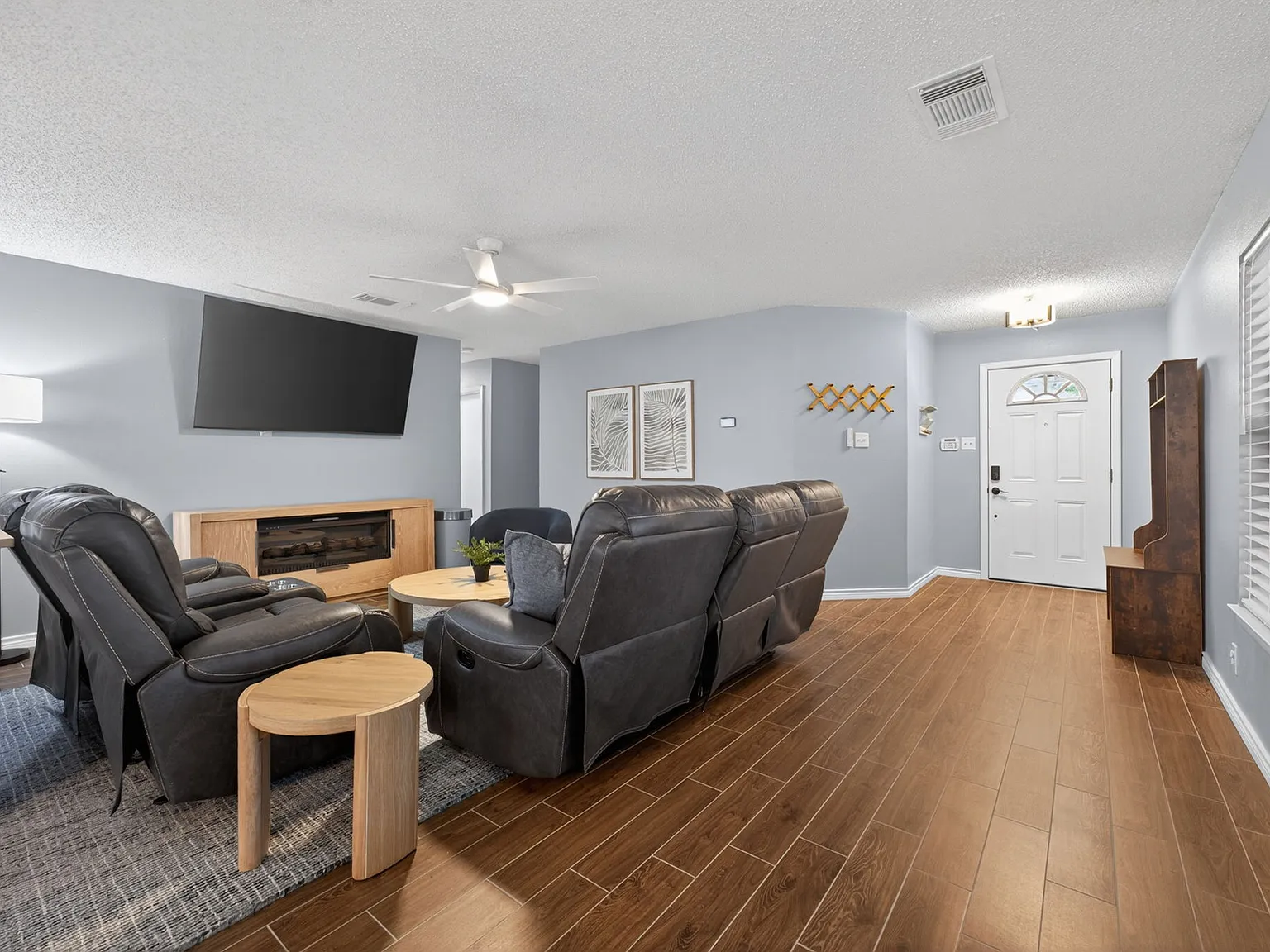 3 bed, 1532 sqft, $3,600 — Photo 1