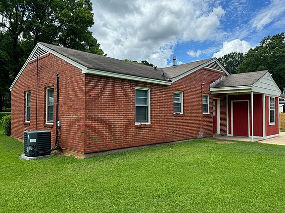3rd image of 4259 Hickory Dr