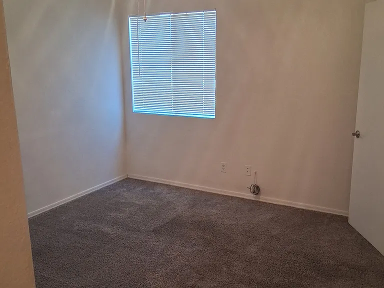 806 S Langley Ave #202 — Photo 9