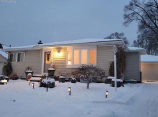 4620 Midland Ave, Waterford, MI