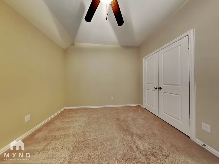 2925 Fox Ledge Ct — Photo 14