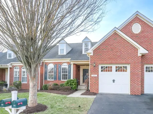 161 Ruby Ct, Warrenton, VA 20186