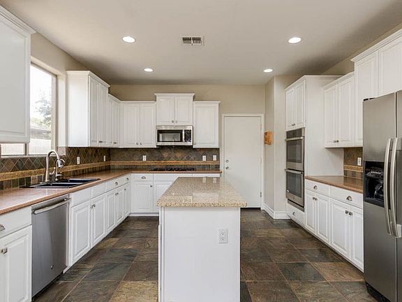 2nd image of 18490 E Carriage Way