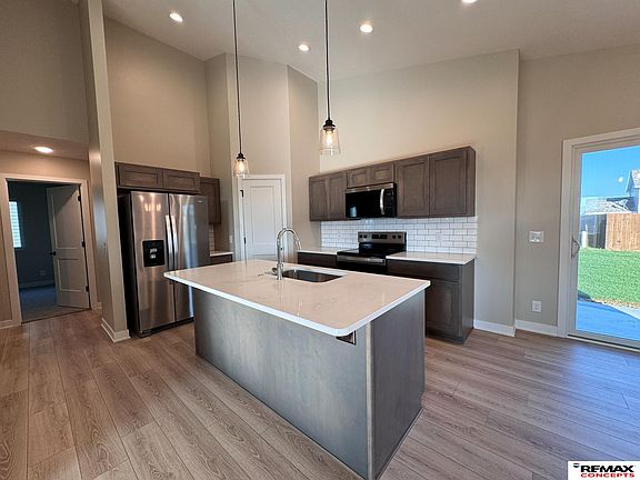 5th image of 4324 Woodside Village Dr
