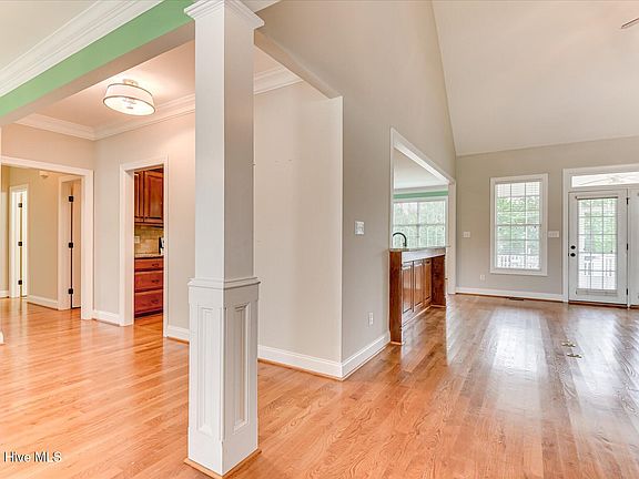4th image of 5130 Windmill Place