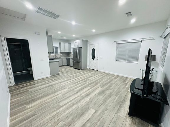 2nd image of 1830 W Bernardy Pl Unit B