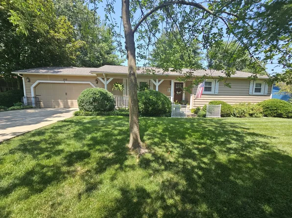100 Cherry Dr, Mount Vernon, IL 62864