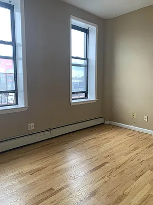 Rented by A Class Realty Corp | media 6