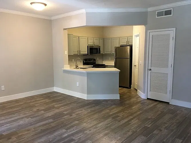 1 bed, 1.0 bath, 650 sqft, $1,175 — Photo 2