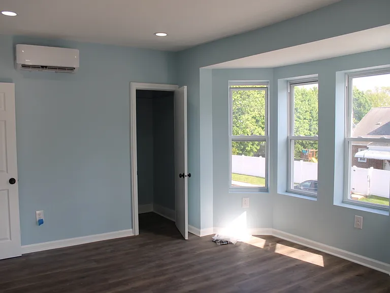 2275 Reading Ave #1 — Photo 10