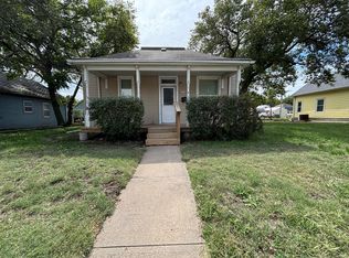 730 E 6th St, Concordia, KS 66901