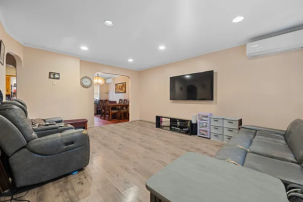 Sold by 5 Boro Realty Corp | media 5