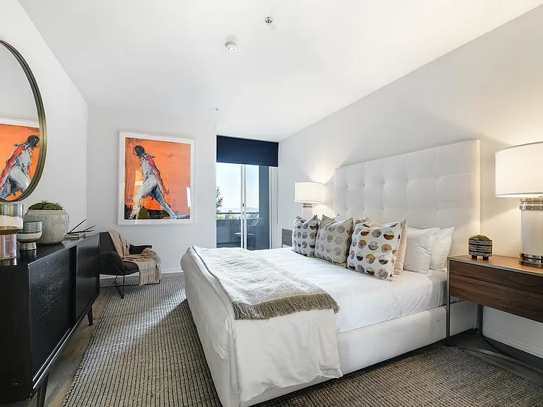 Primary suite with coffee balcony