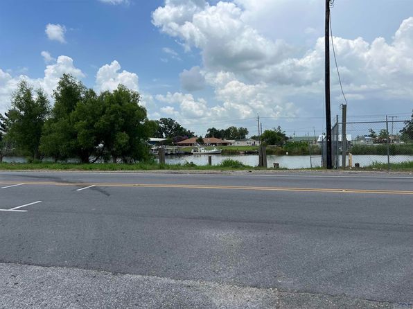 3 Highway 1, Larose, LA 70373