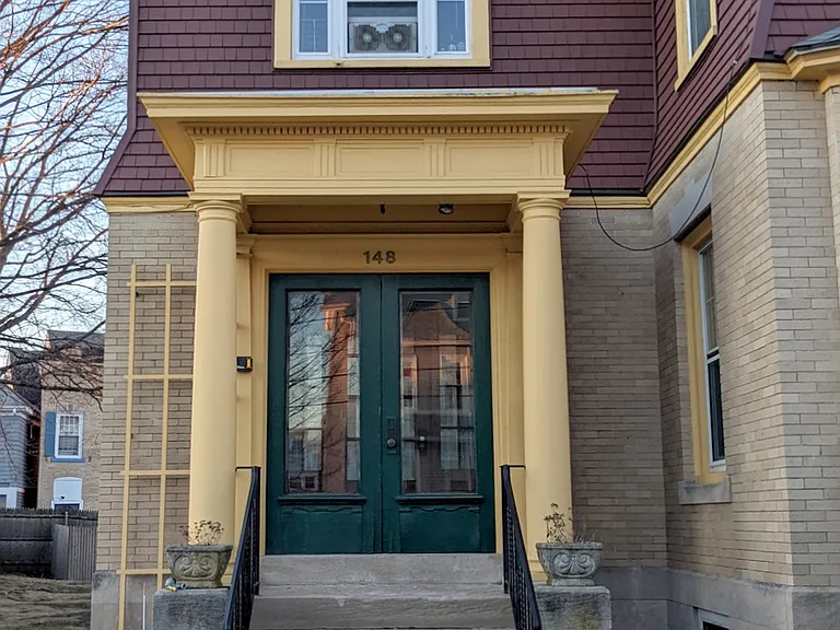 148 Cottage St #3 — Photo 2