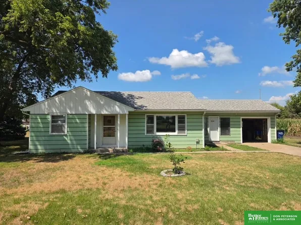 1014 E 9th St, Schuyler, NE 68661