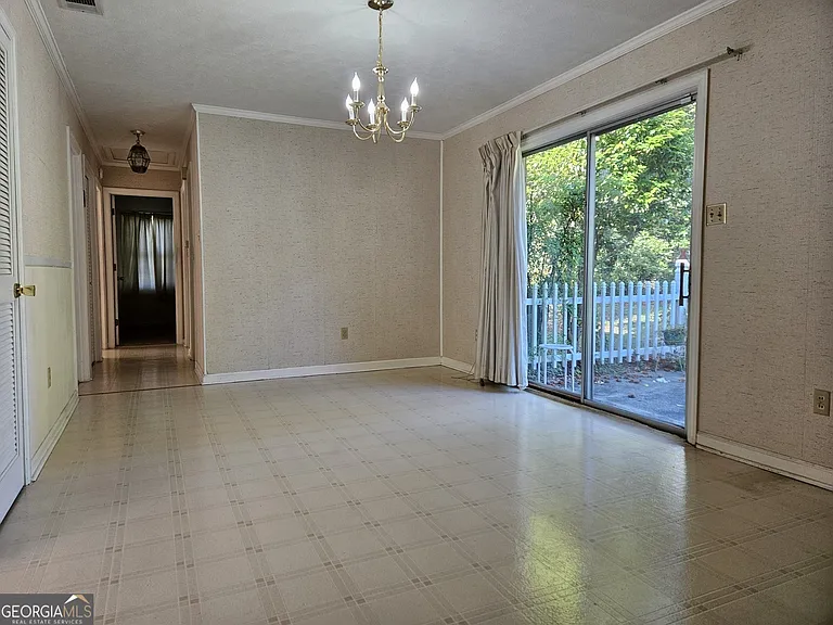 812 Gentilly Rd — Photo 5