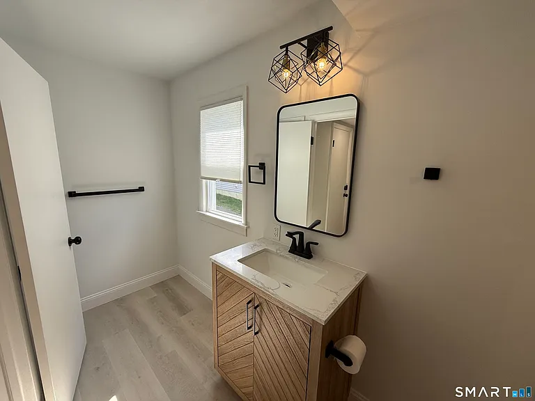 3 Edgewood St — Photo 6