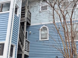 4220 Wilshire Blvd APT 204-C, Wilmington, NC 28403