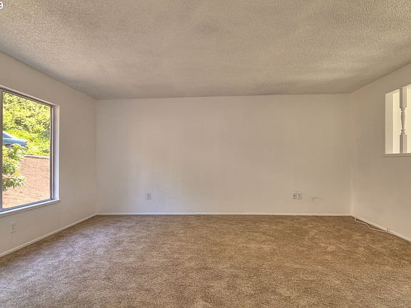 4th image of 1022 NE 63rd St
